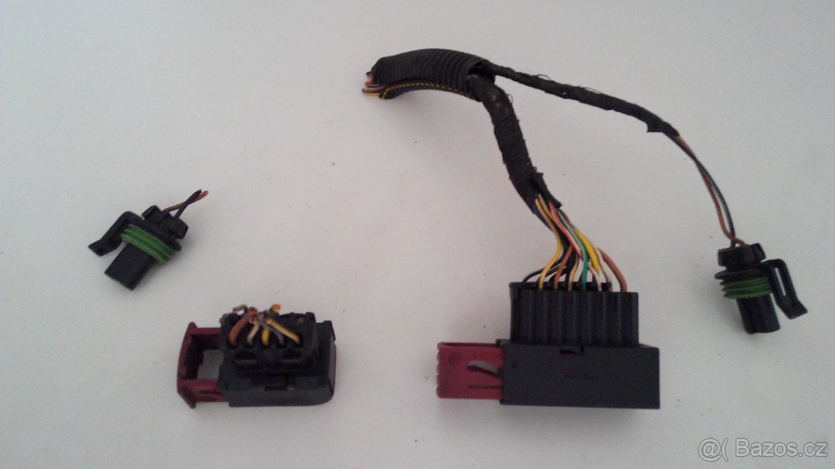 Opel Vectra B - sahara + různé díly - 2