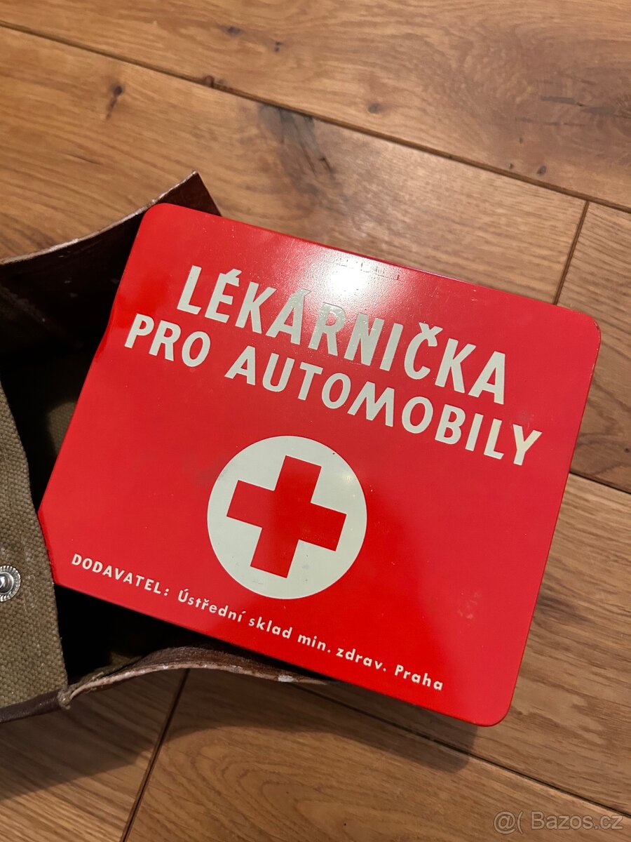 Vojenská autolékárnička - 2