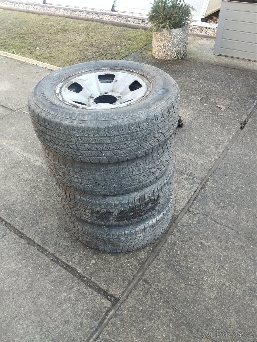 Sada disků R16 Suzuki - 2