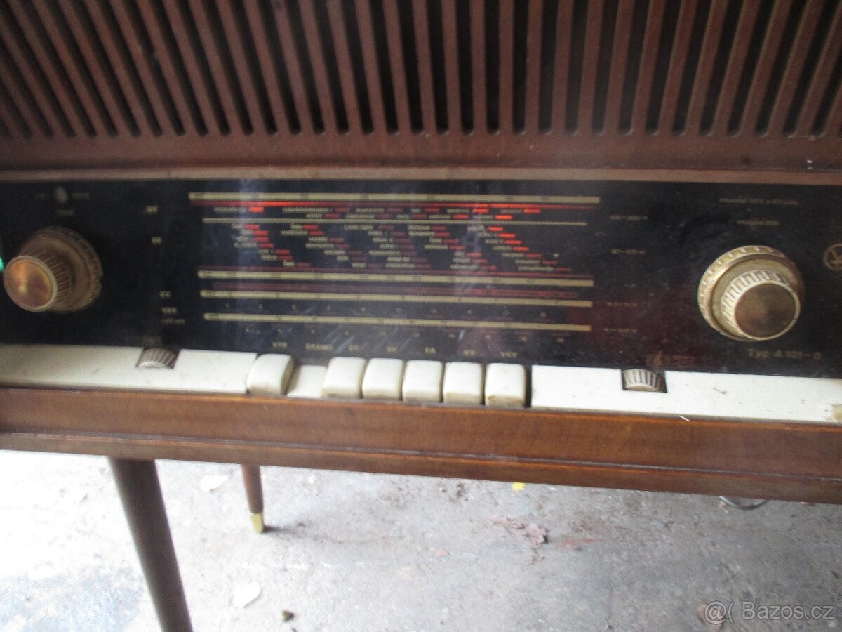 Retro rádio gramofon - 2