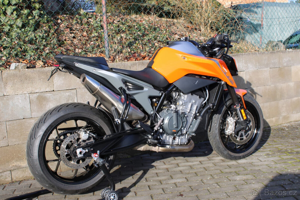 KTM Duke 790 topstav - 2