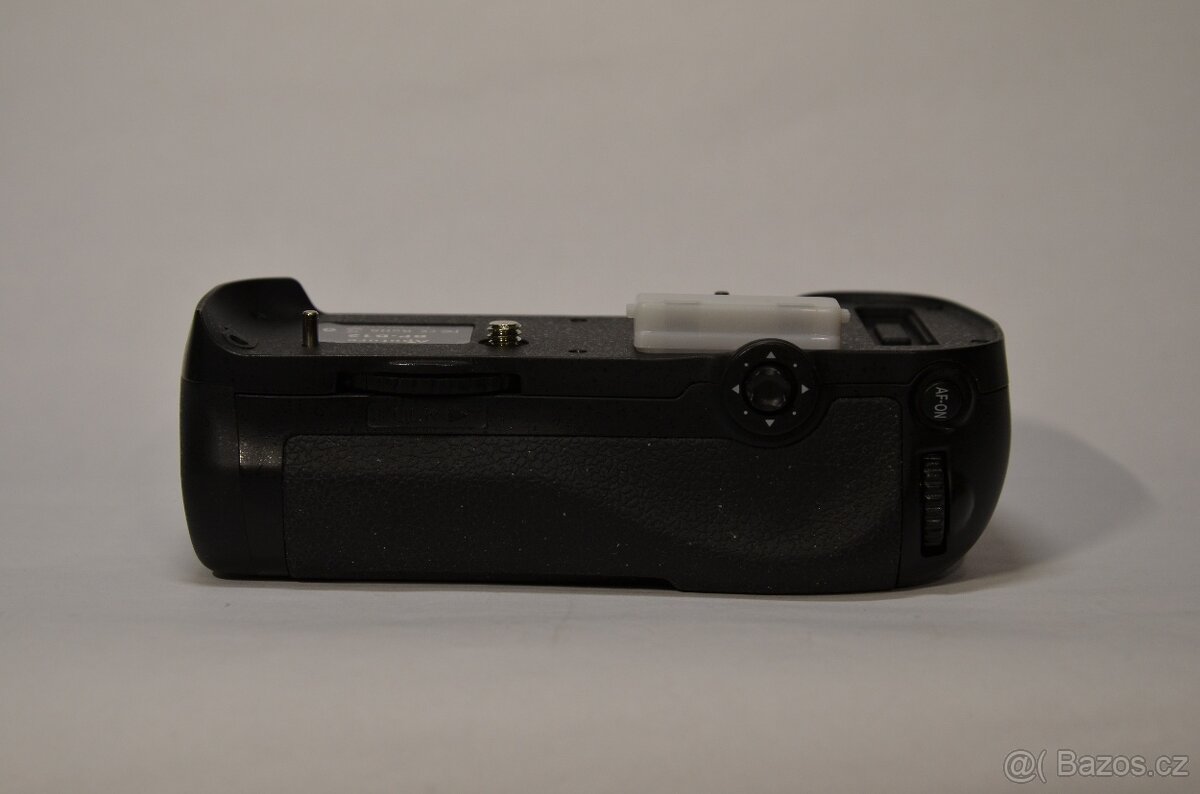 Aputure bateriový grip MB-D12 (BP-MD12) - 2