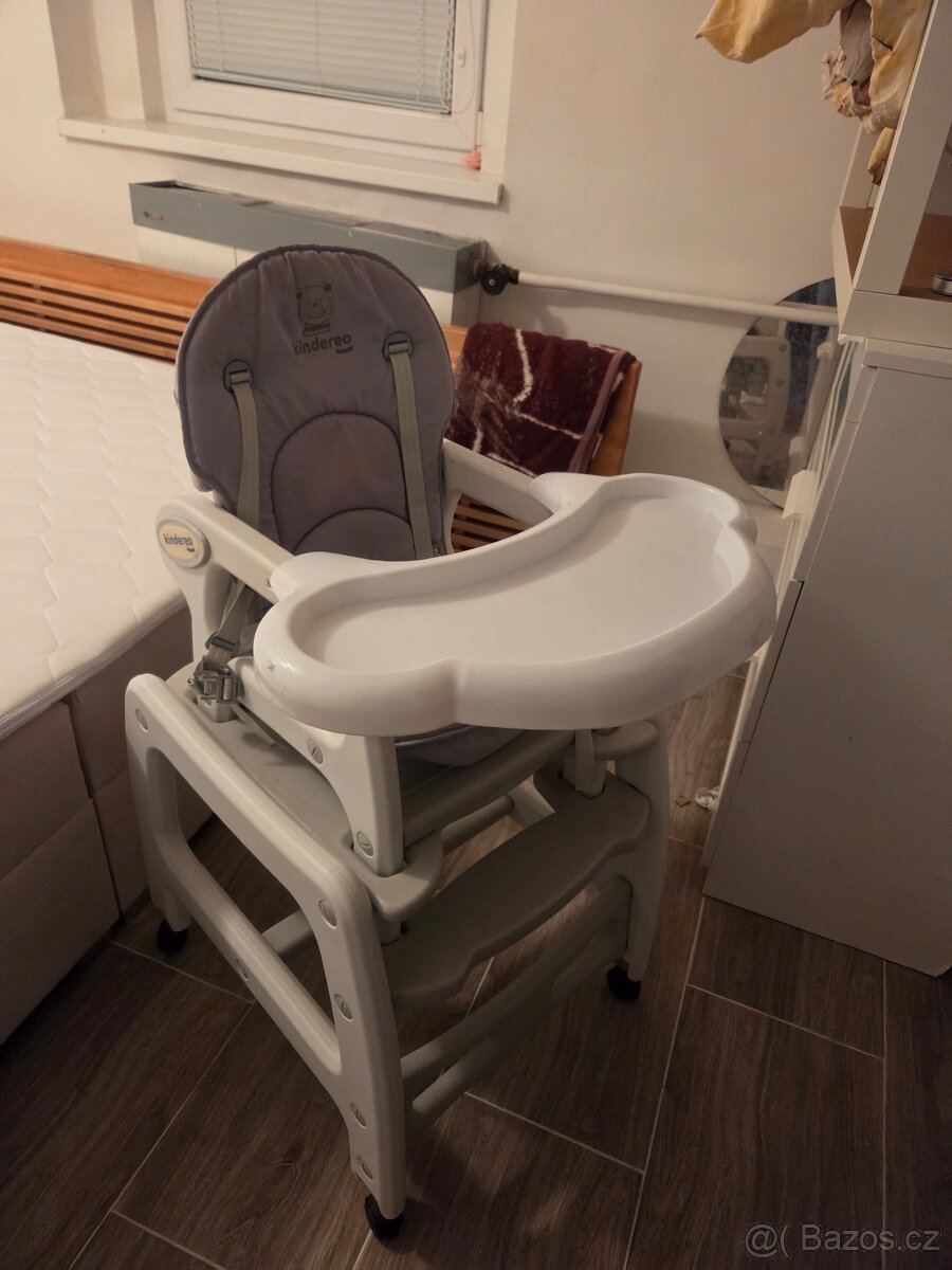 Dětská jídelní židlička - 2