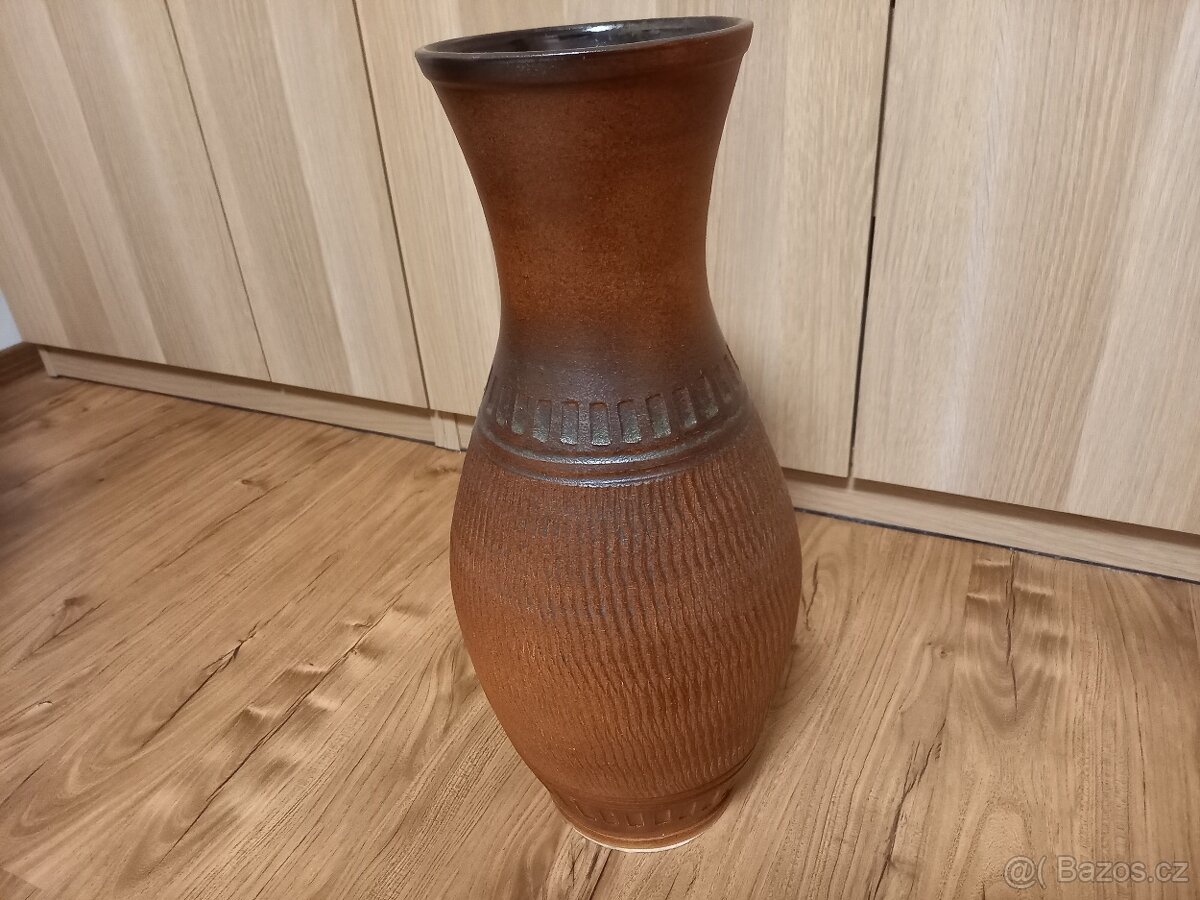 keramická váza - 2