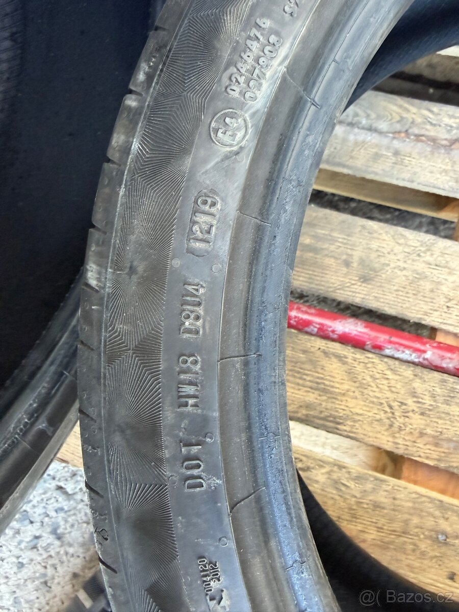 Prodám 235/40/19 letni - 2