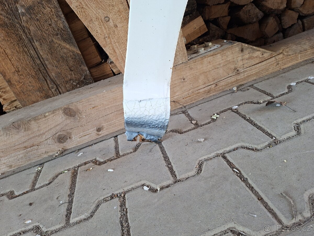 Octavia 1 blatník - 2