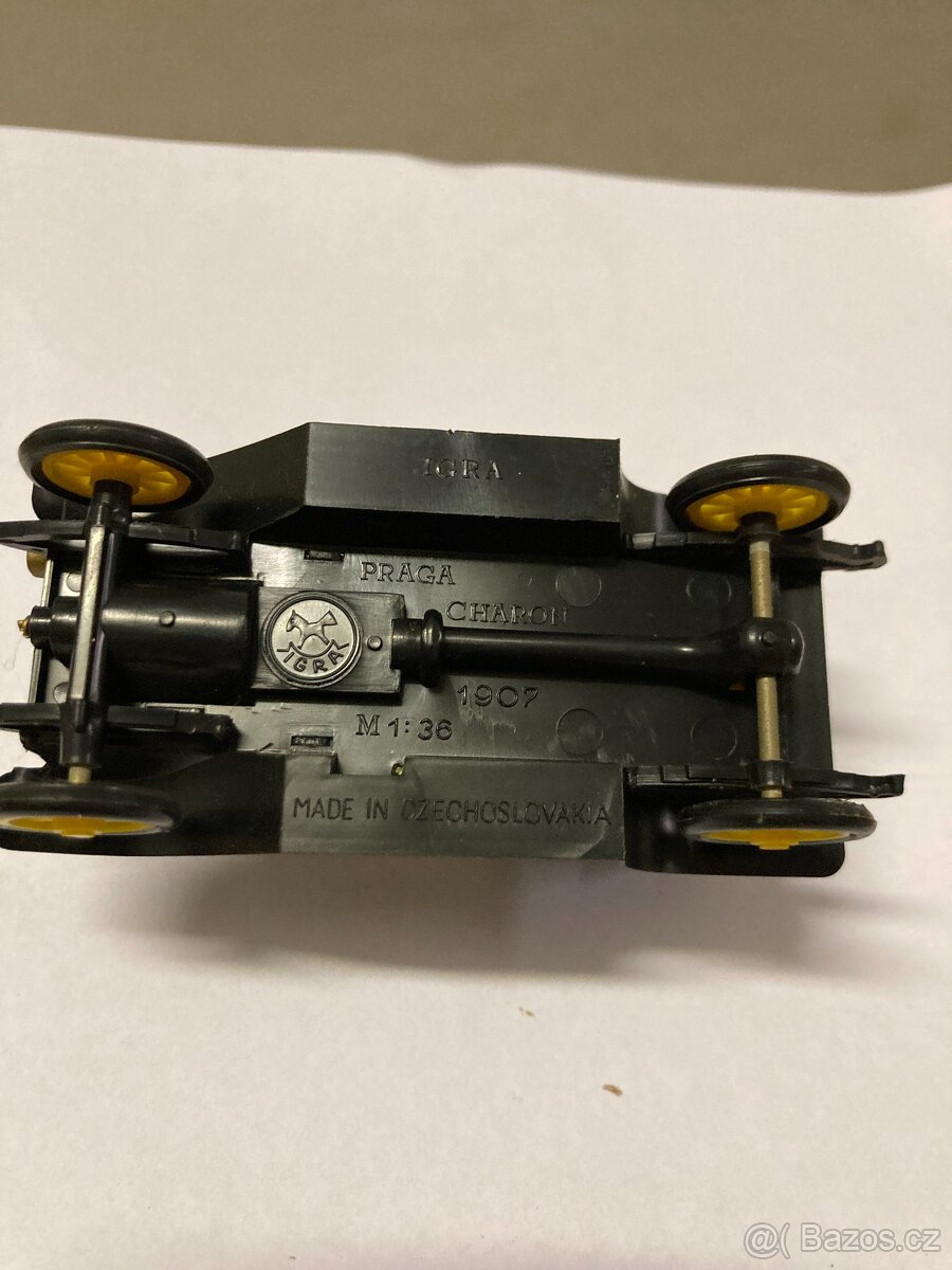 modely aut 10 - 2
