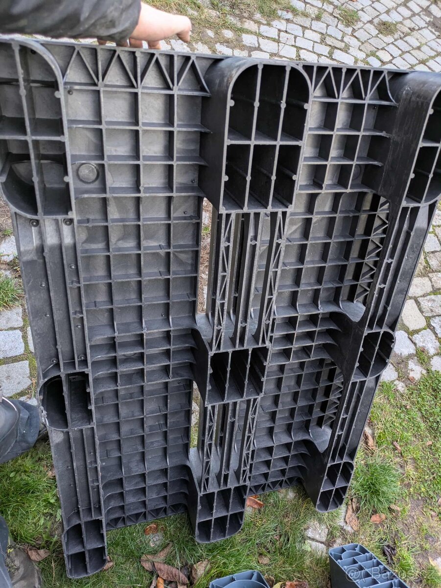 Plastová paleta 120/80 cm - 2