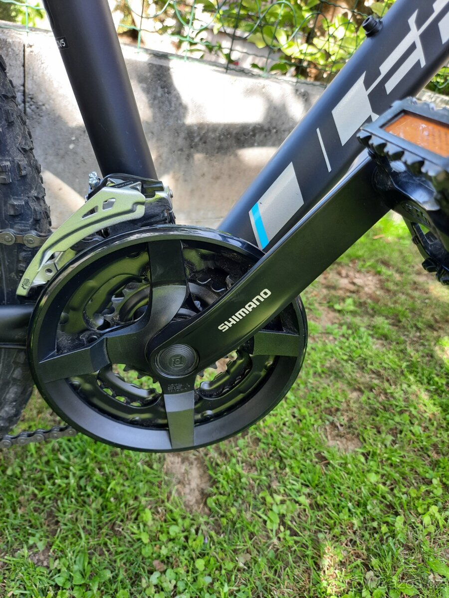 Juniorské kolo LEADER FOX - 2