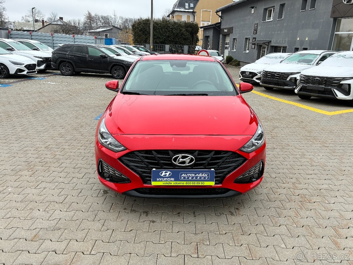 Hyundai i30 HB 1.5DPI 81kW TAŽNÉ ČR 1MAJITEL ZÁRUKA - 2