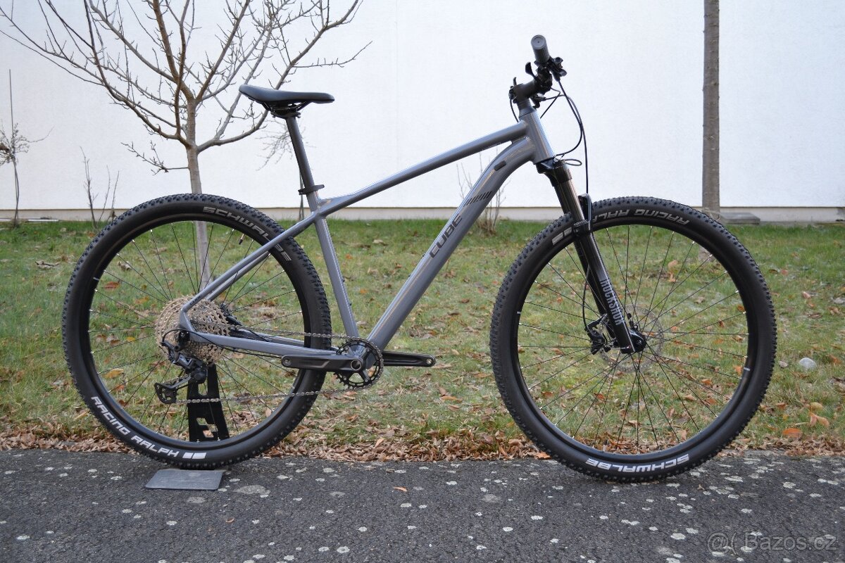 Cube Reaction Pro smoke´n´black (L) Stav nového kola - 2