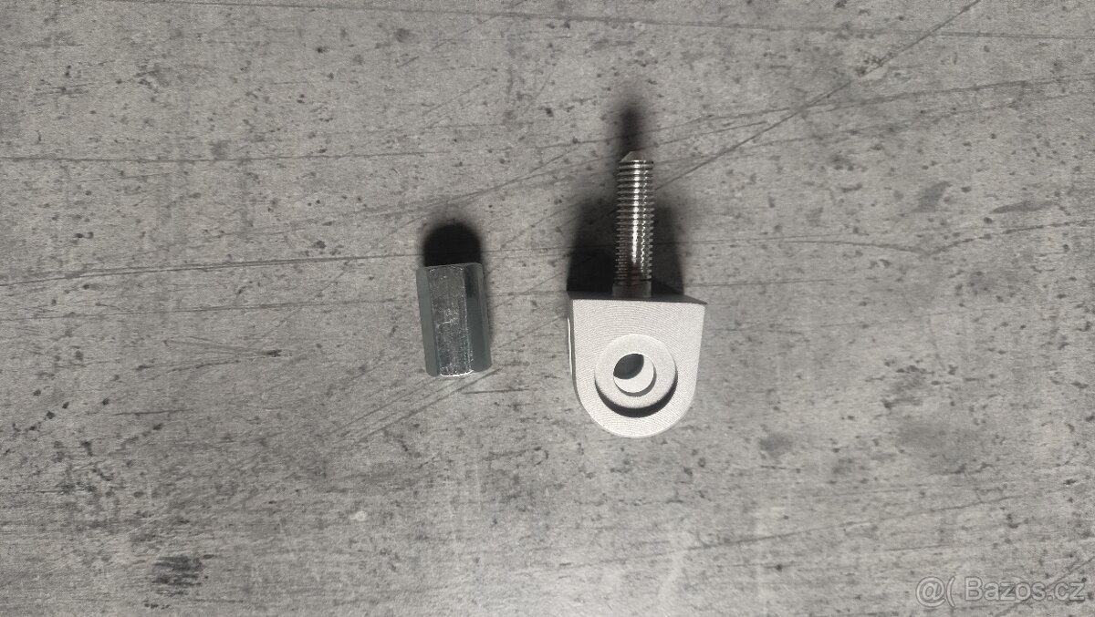 SUZUKI GSR 600-opravný kus stupačky - 2