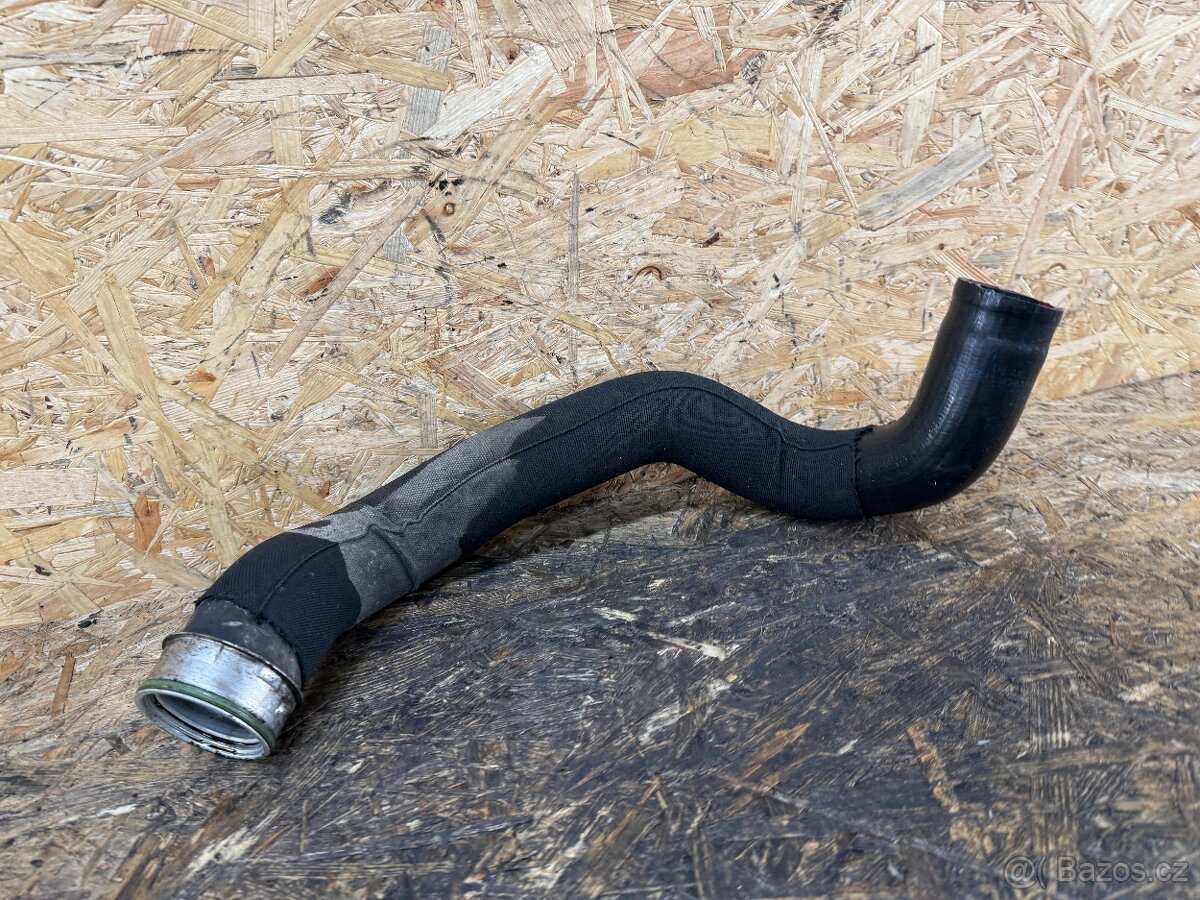 TLAKOVÁ HADICE VW TOUAREG 7P 3.0 TDI 7P0145738 - 2
