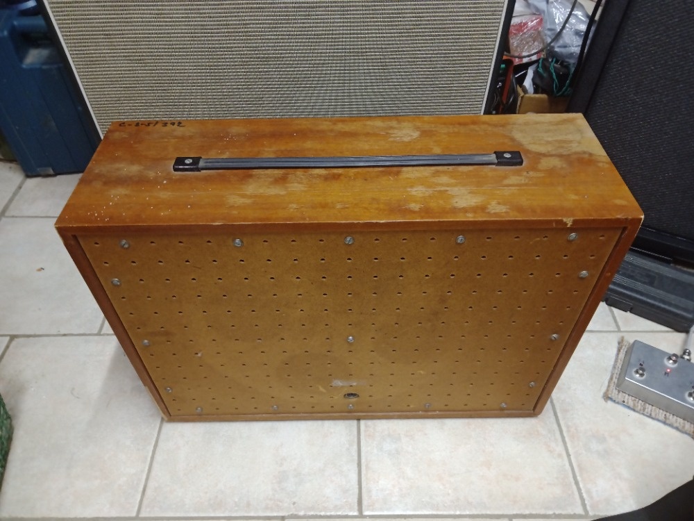 Retro repro 20W, 8 Ohm - 2