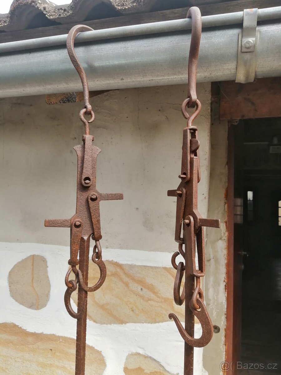 Závěsné kované váhy - 2