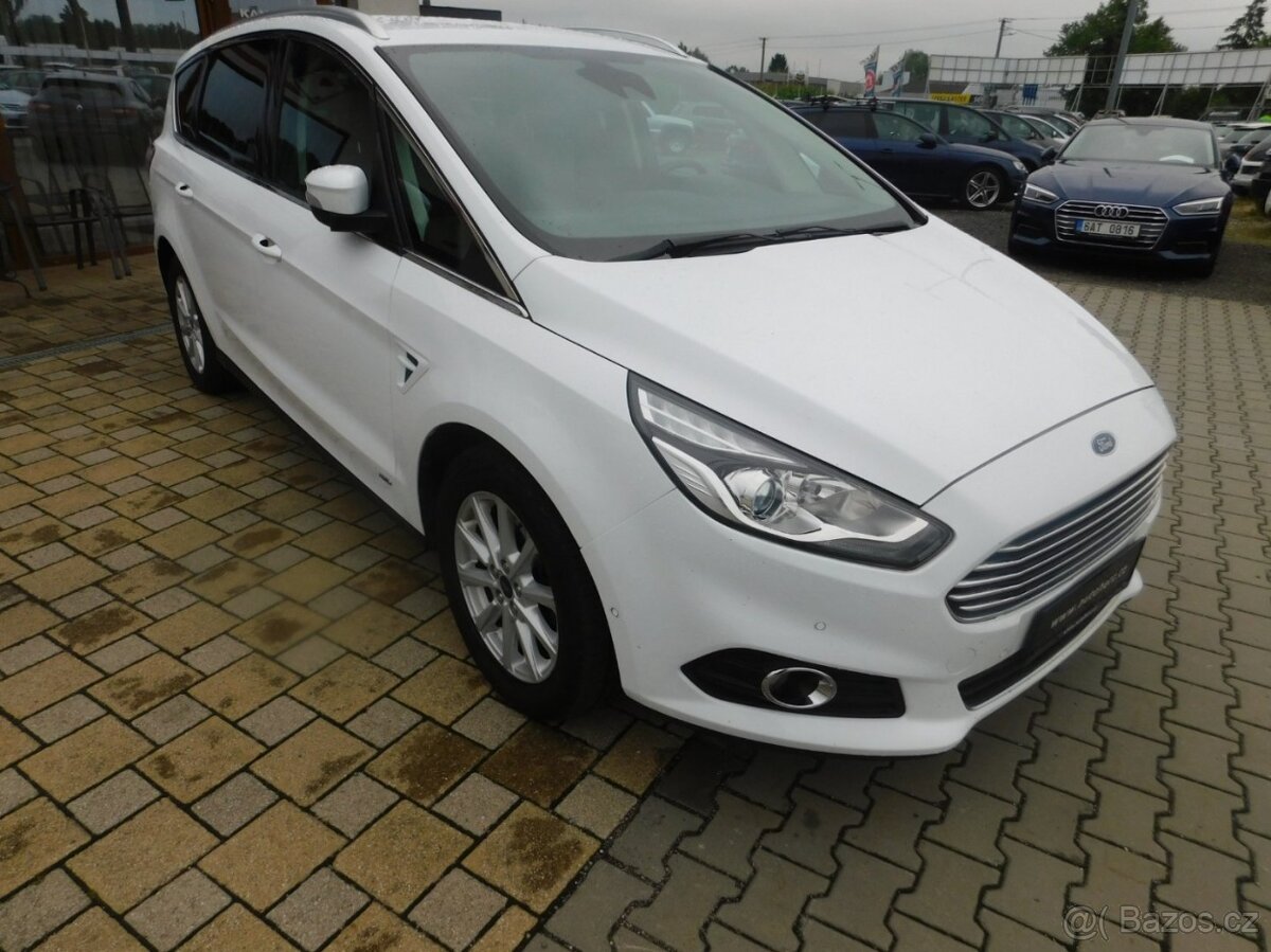 Ford S-Max 2.0 TDCi 4x4 Titanium + - 2