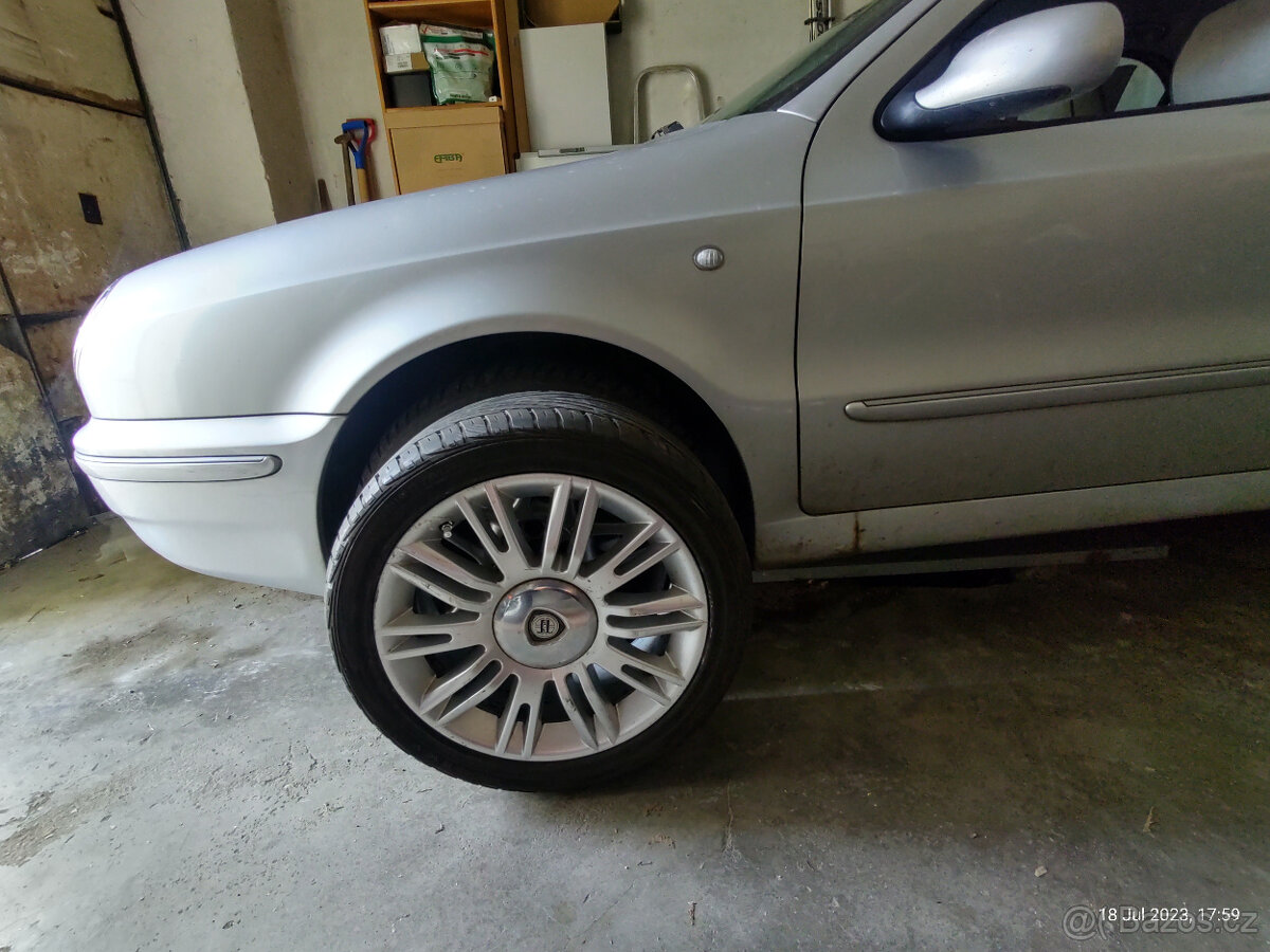 Lancia Lybra 1.8 - 2