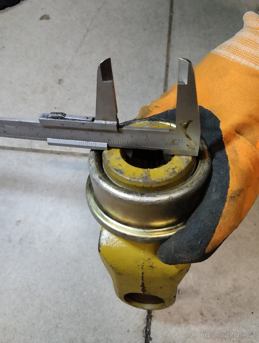 Hlavice na kardan - 2