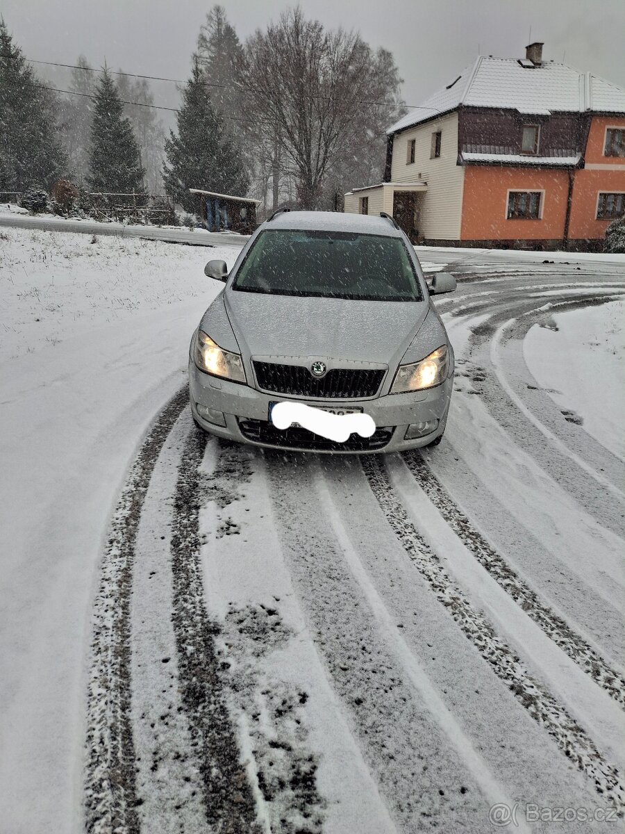 Škoda octavia 1.6 Tdi 77Kw - 2