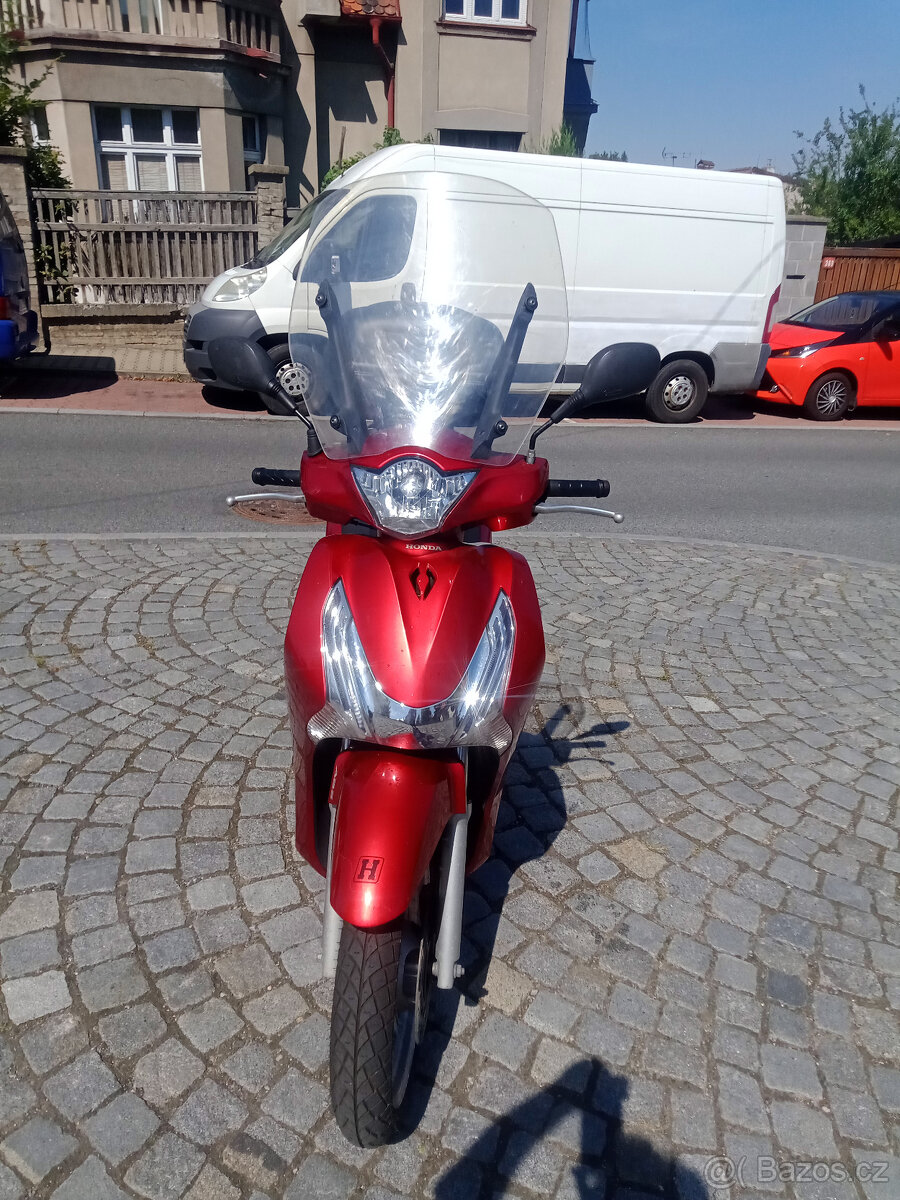 Honda SH150i ABS - 2