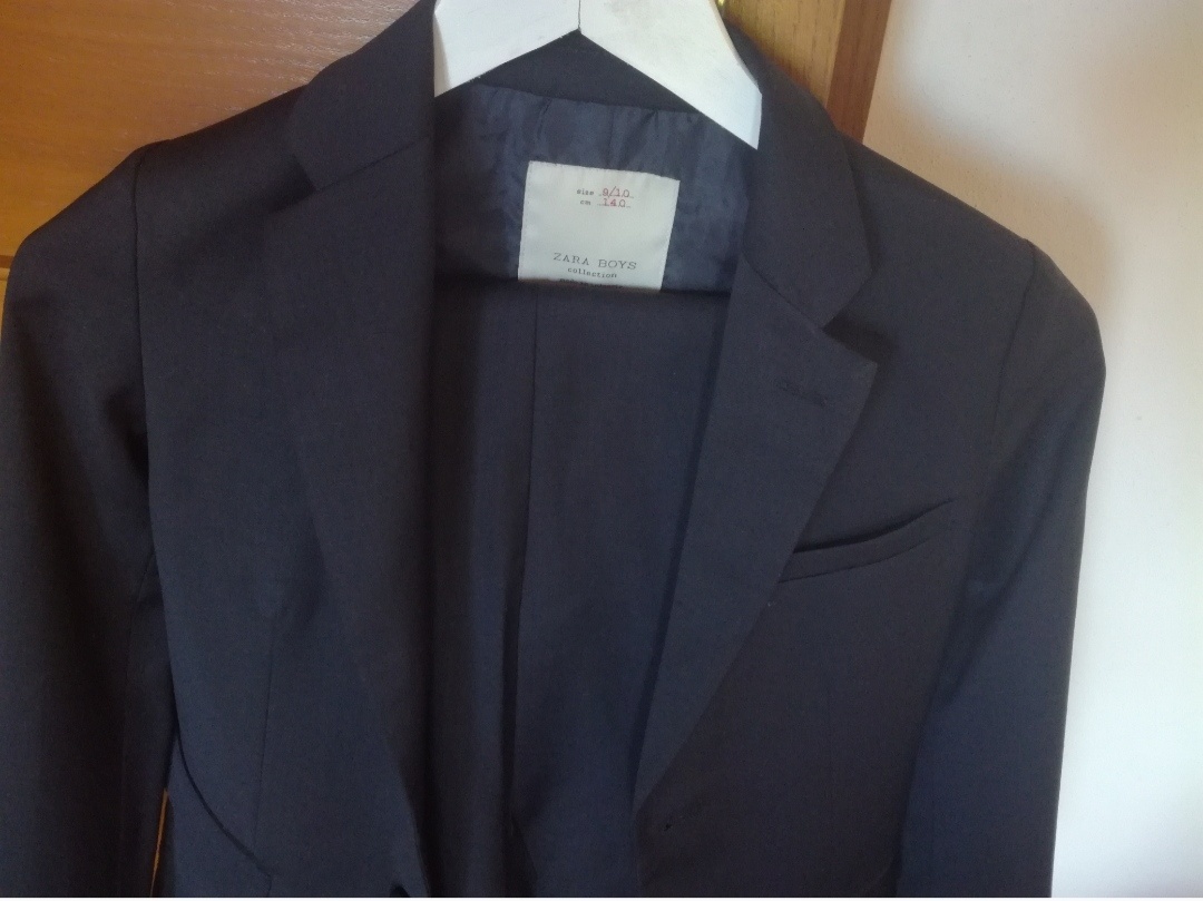 Oblek vel. 140 - 2