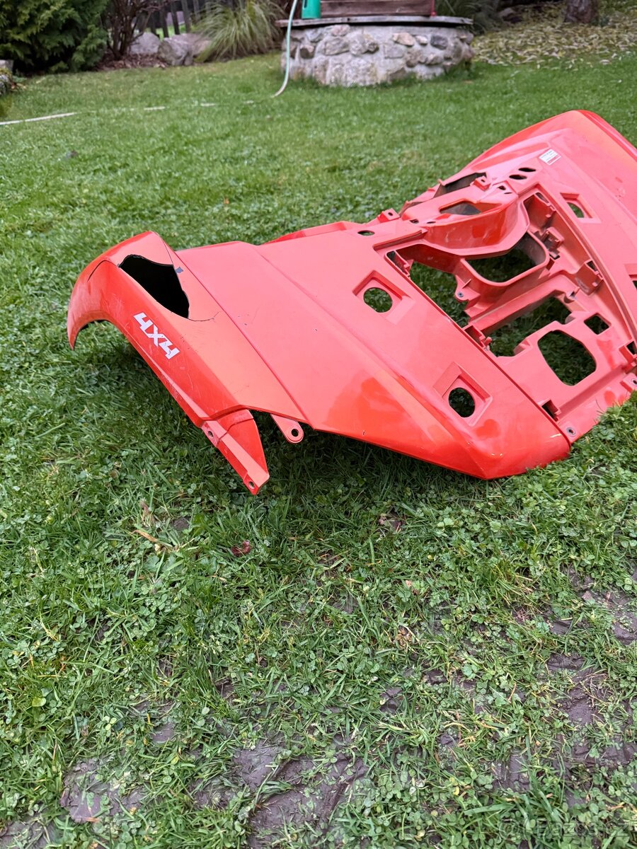 CF moto přední kryt - 2