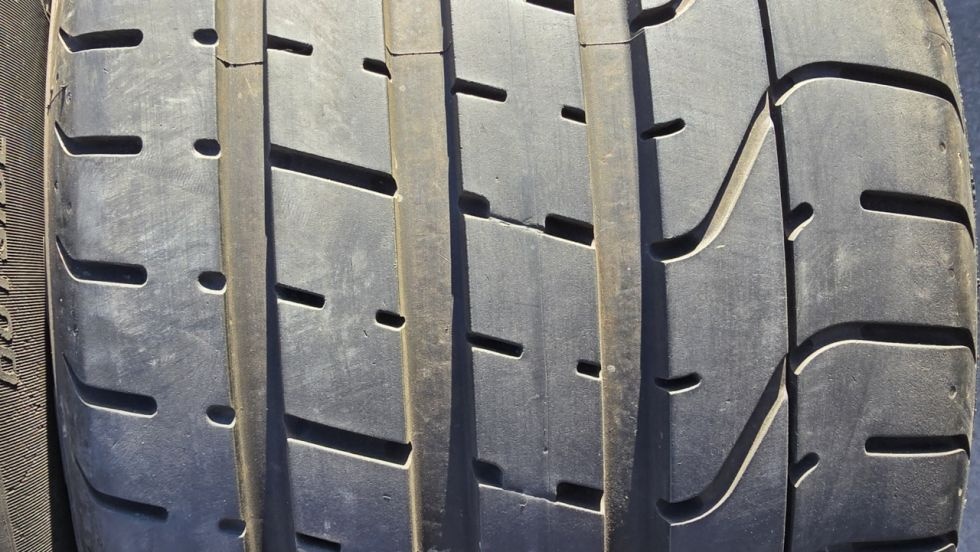 Letní pneu 255/35/19 Pirelli - 2