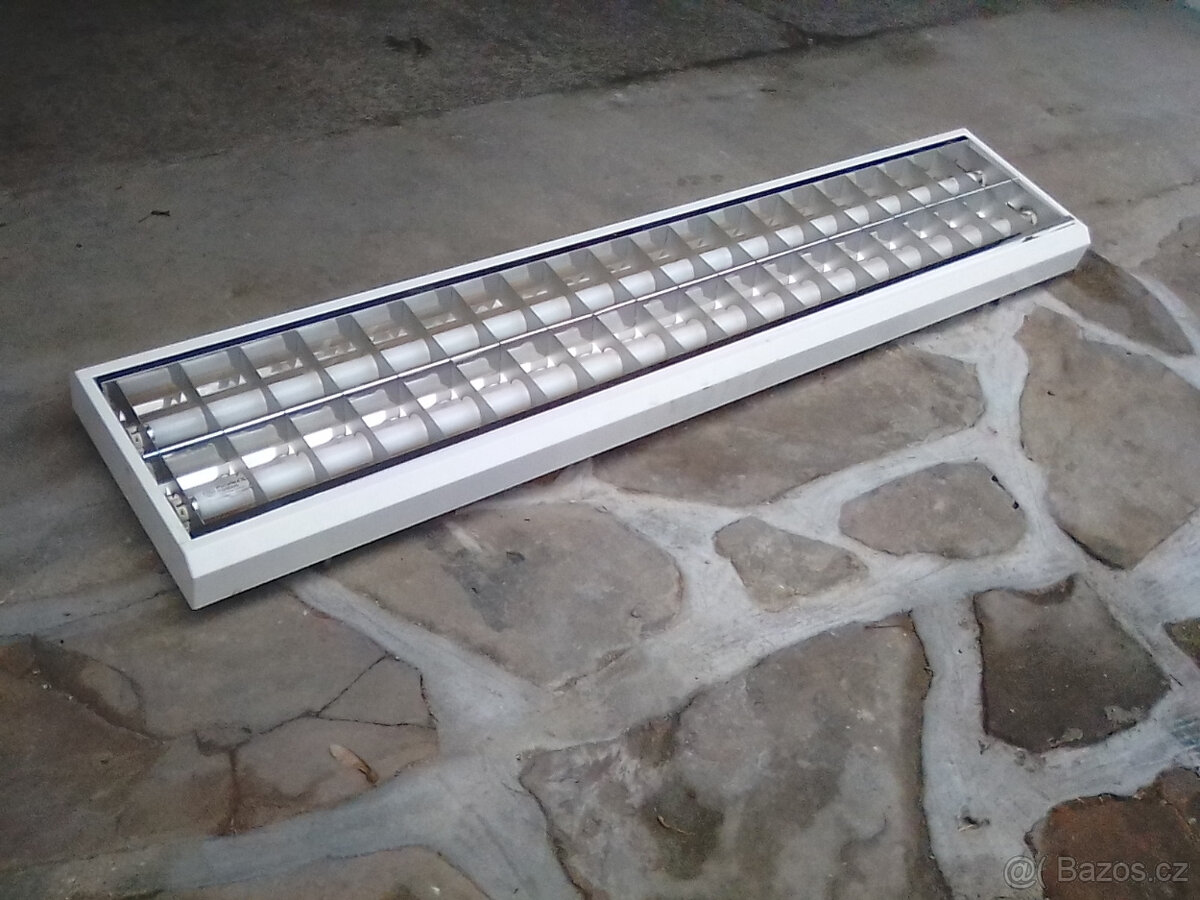 Svítidlo 120x30 zavěsný na na strop - 2