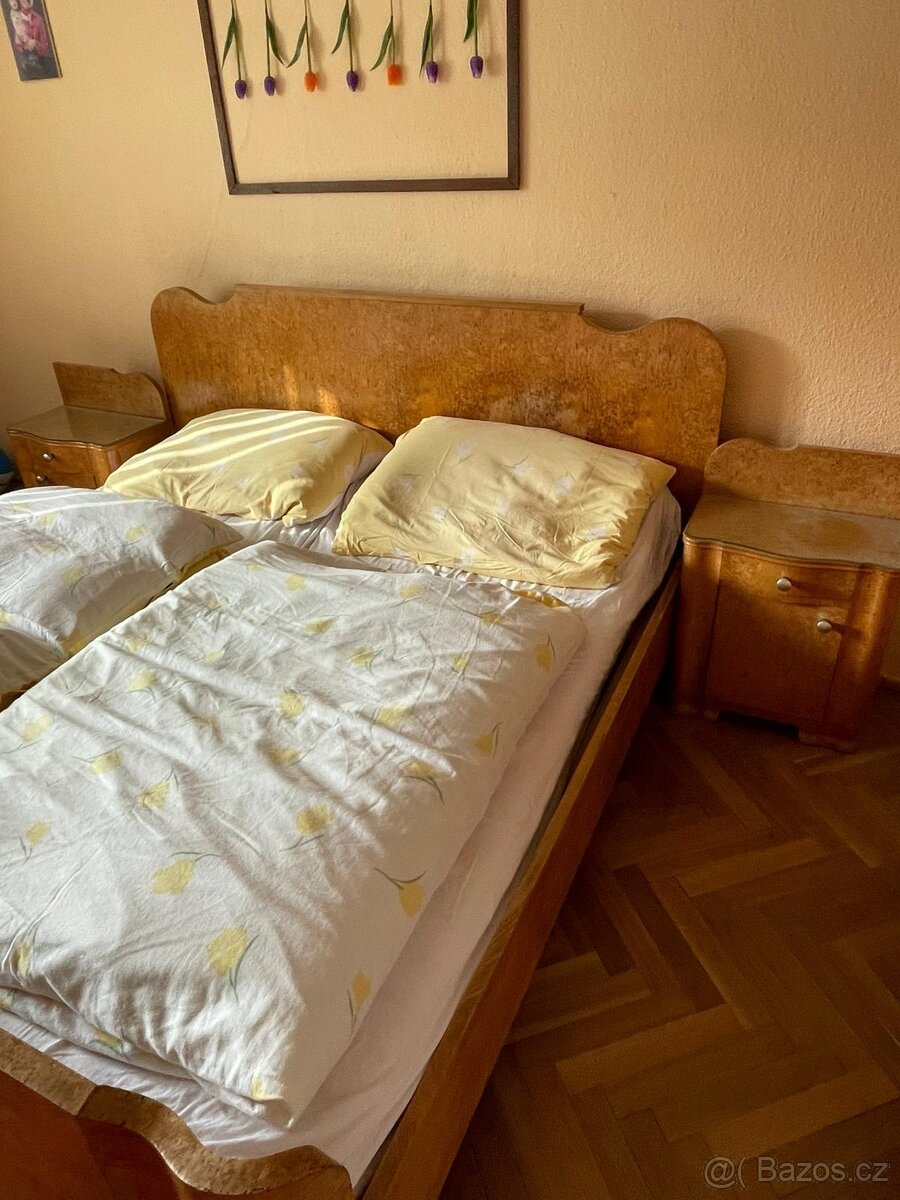 Starožitná postel masiv bez poškození - 2