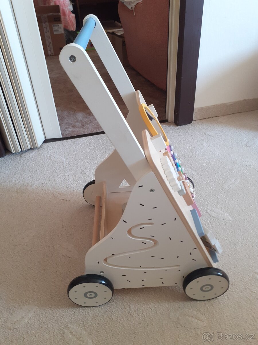 Dřevěné chodítko - 2