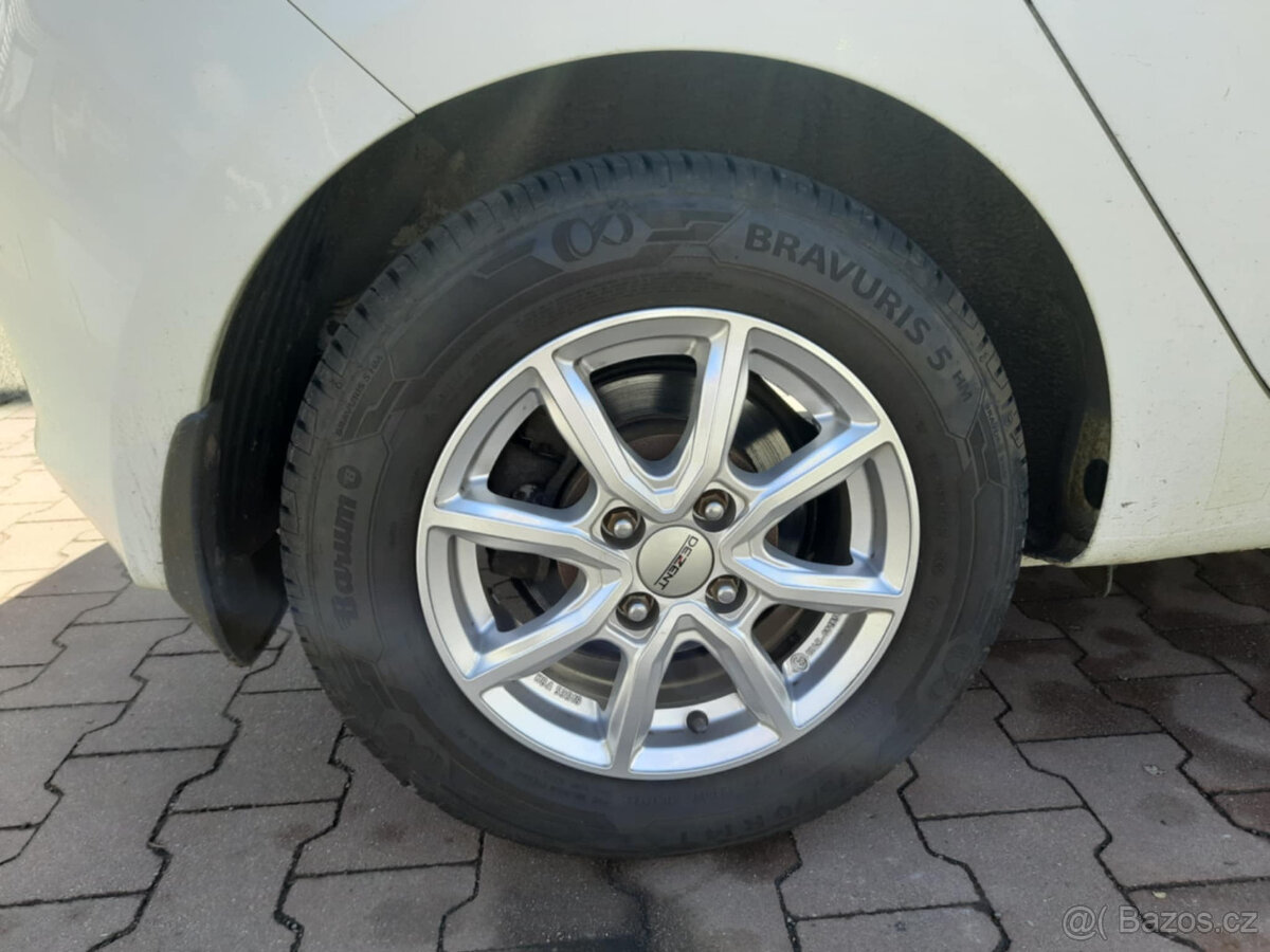 Hyundai i20 - 2