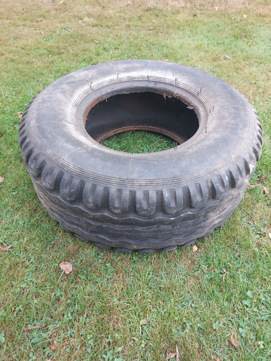 Pneu 11.5-15 - 2