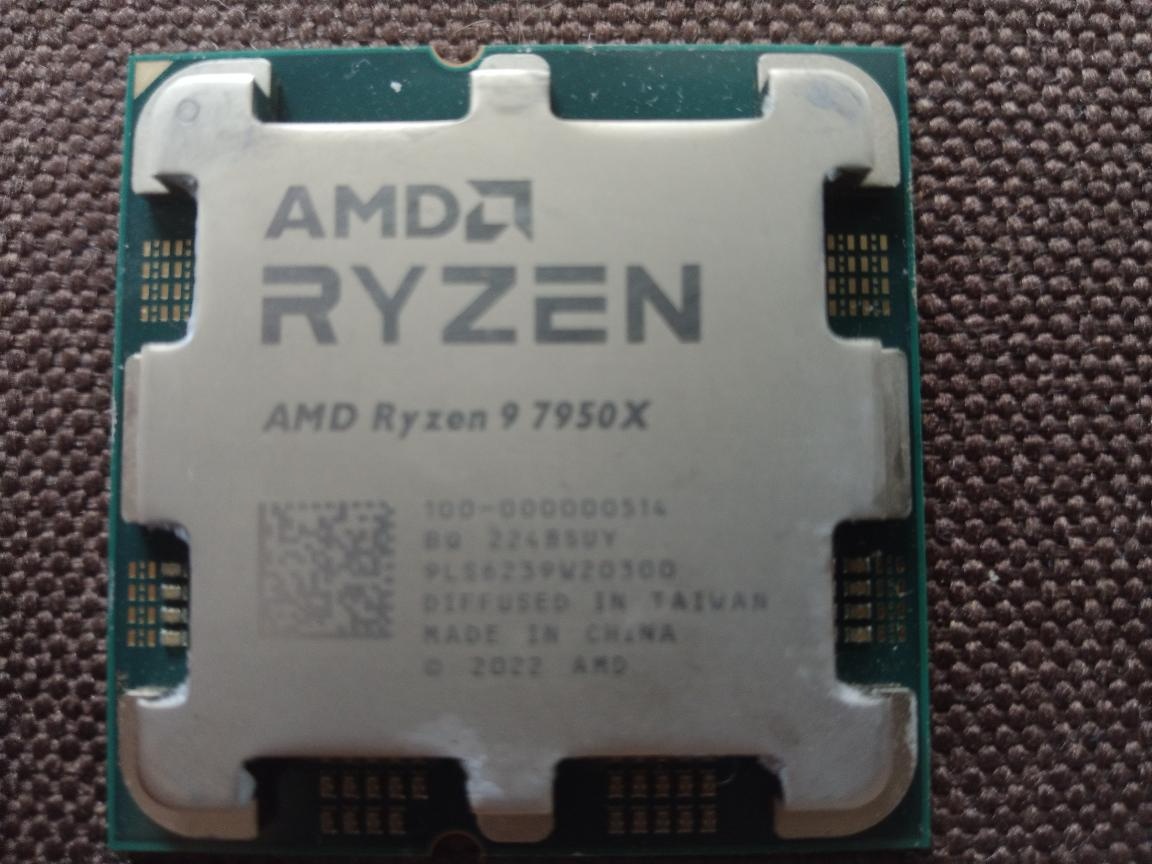 AMD Ryzen 9 7950X - 2