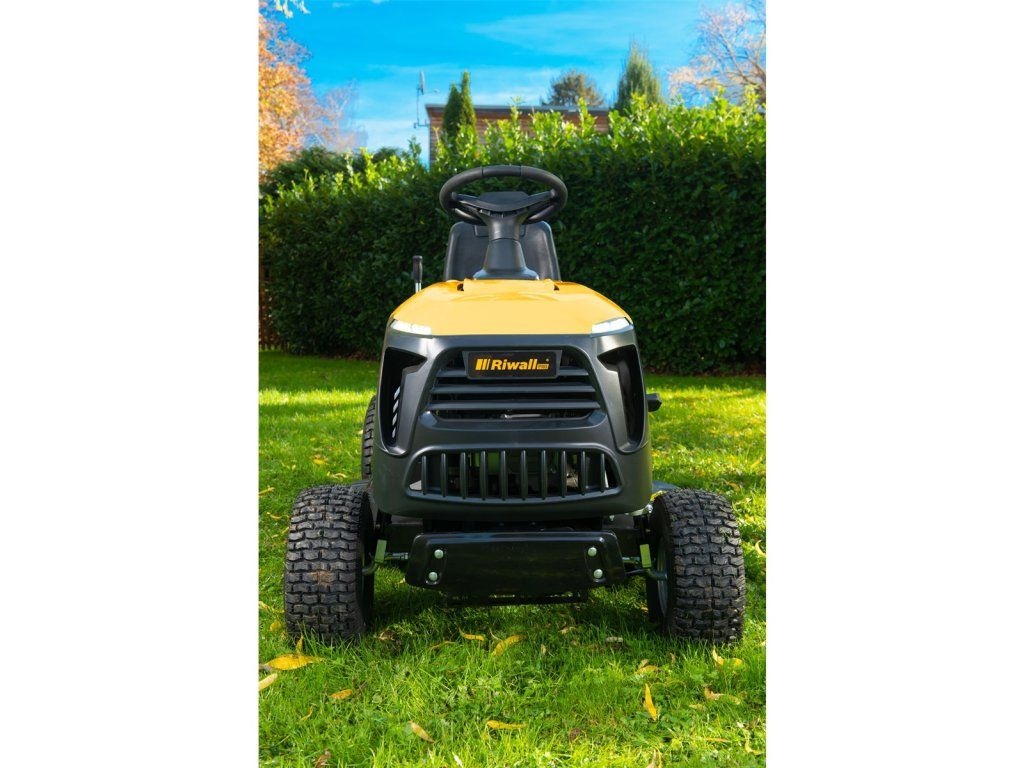 Zahradní traktor MTD Riwall - 2