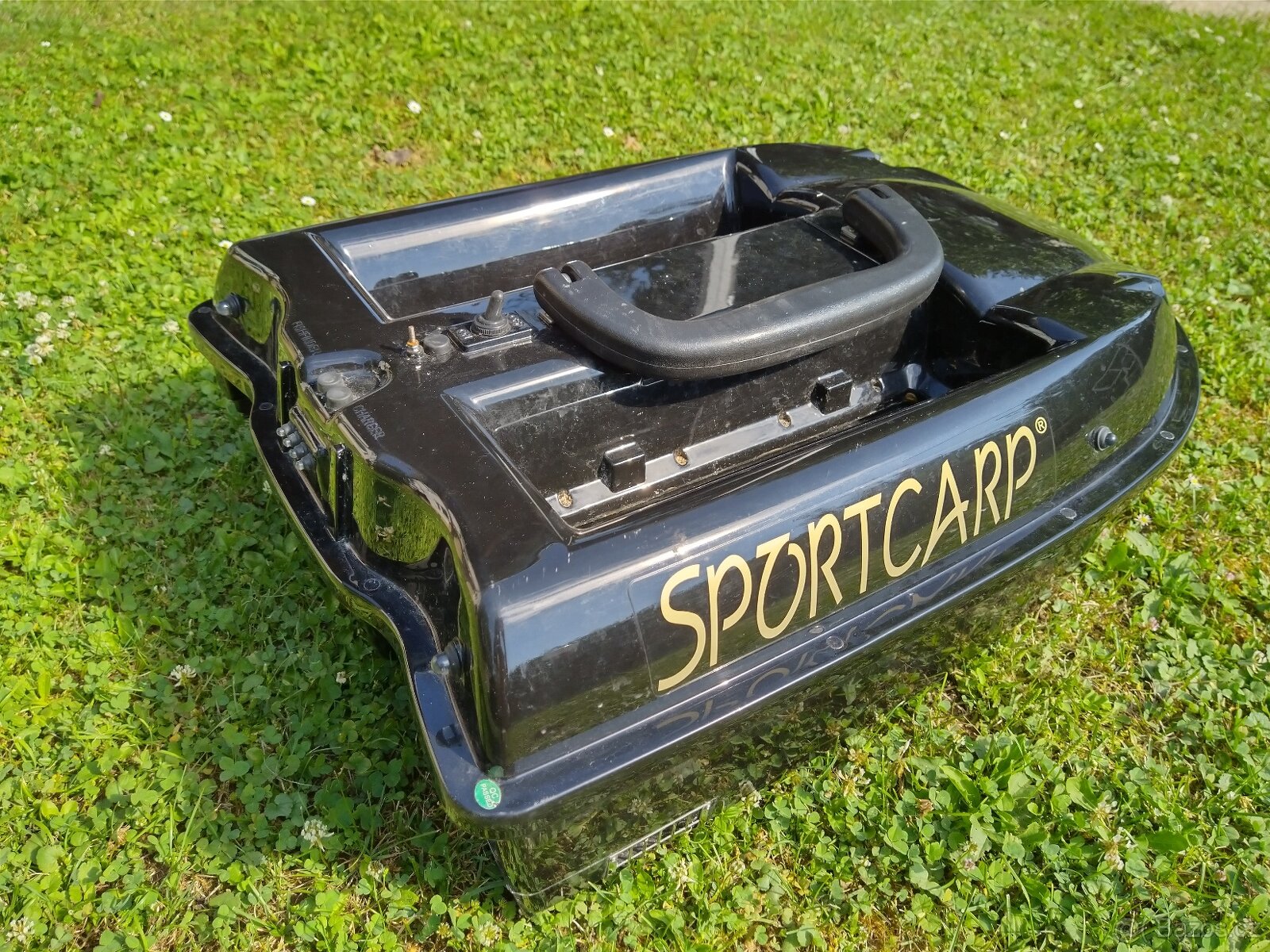 NA PRODEJ ZAVAZECI LOD SPORT CARP PROFI S PRISLUSENSTVIM - 2