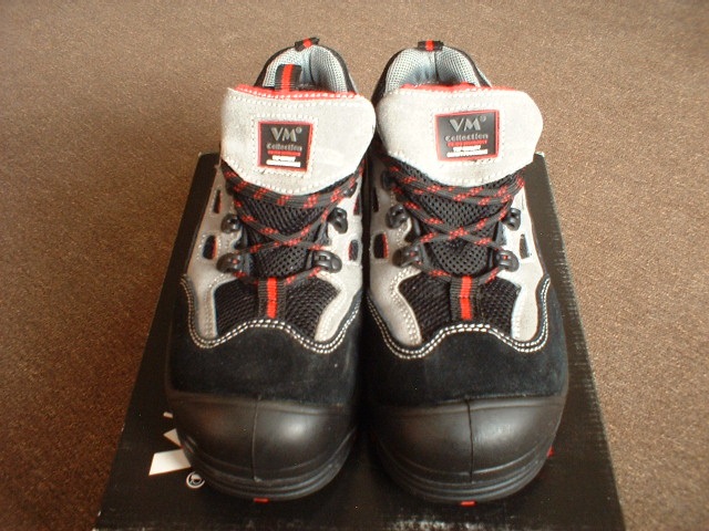 Pevná kožená pracovní obuv do práce i turistiku - premium - 2