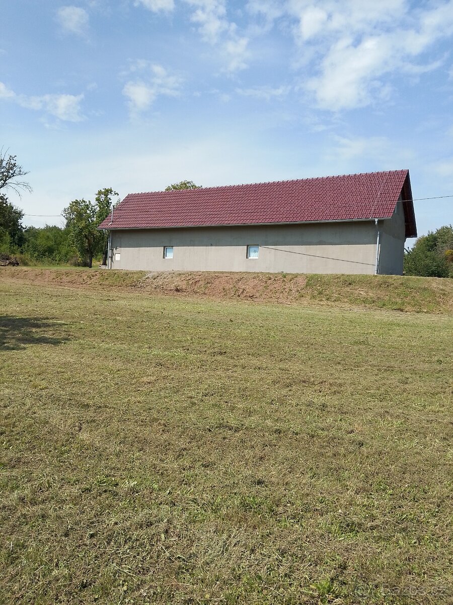 PRONÁJEM ZEMĚDĚLSKÉ STAVBY SKLADU HALY SE ZAHRADOU - 2