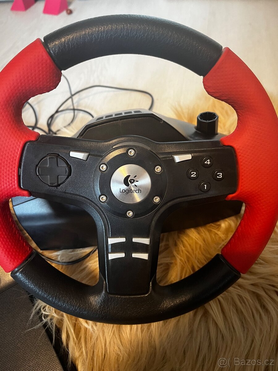 Herní set volant + pedály Logitech - 2