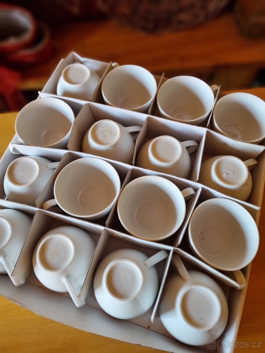 Salek s podsalkem Värdera (Ikea) NOVE 35 ks - 2