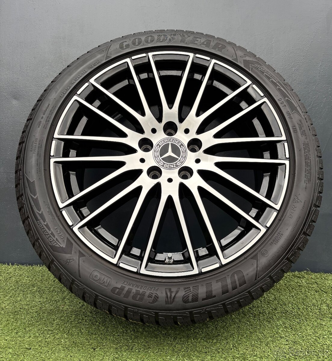 Originální Alu kola Mercedes-Benz C-Klasse W206 R18 - 2