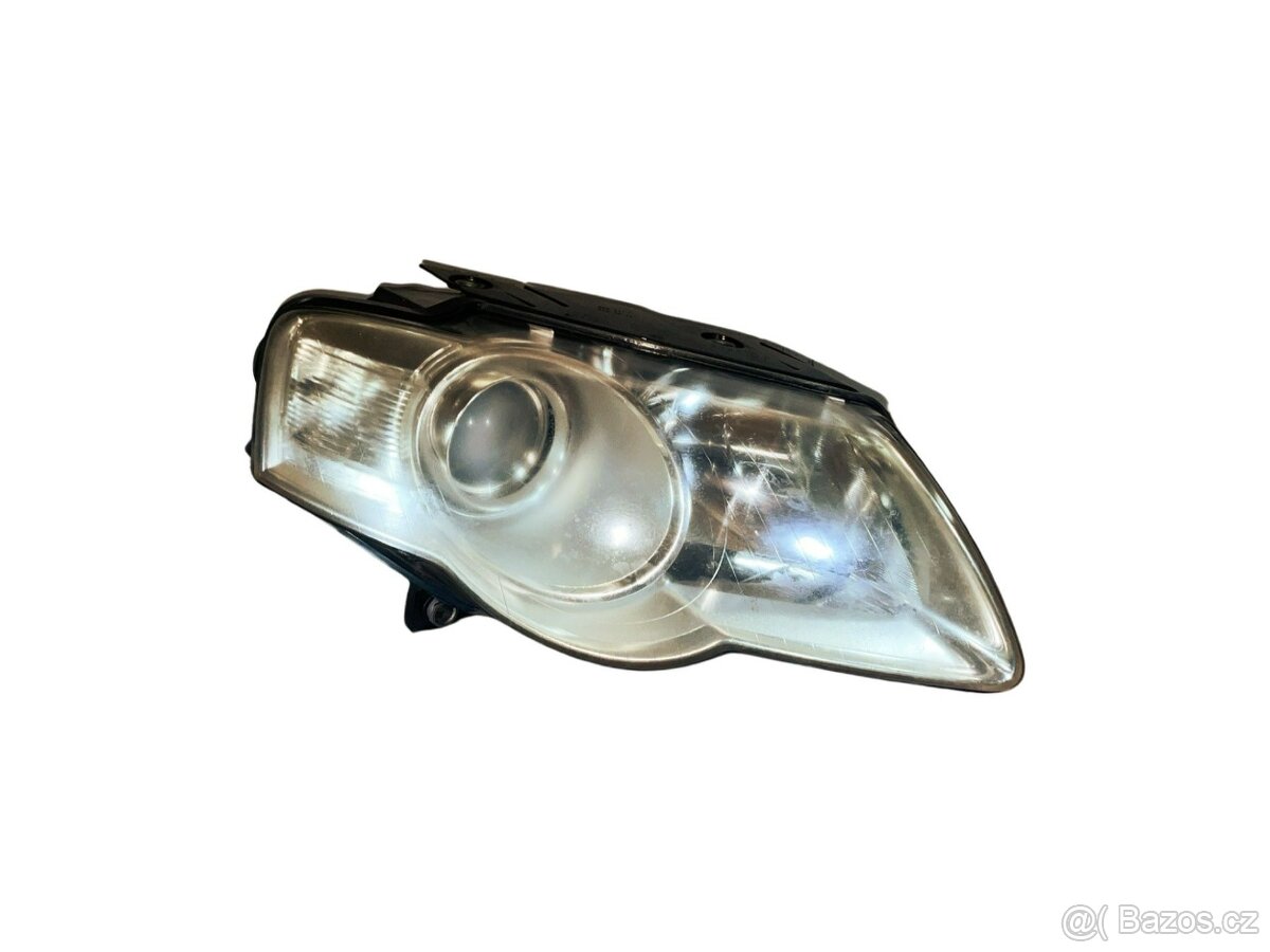 Levý a pravý halogen 3C0941005Q 3C0941006Q VW Passat B6 - 2