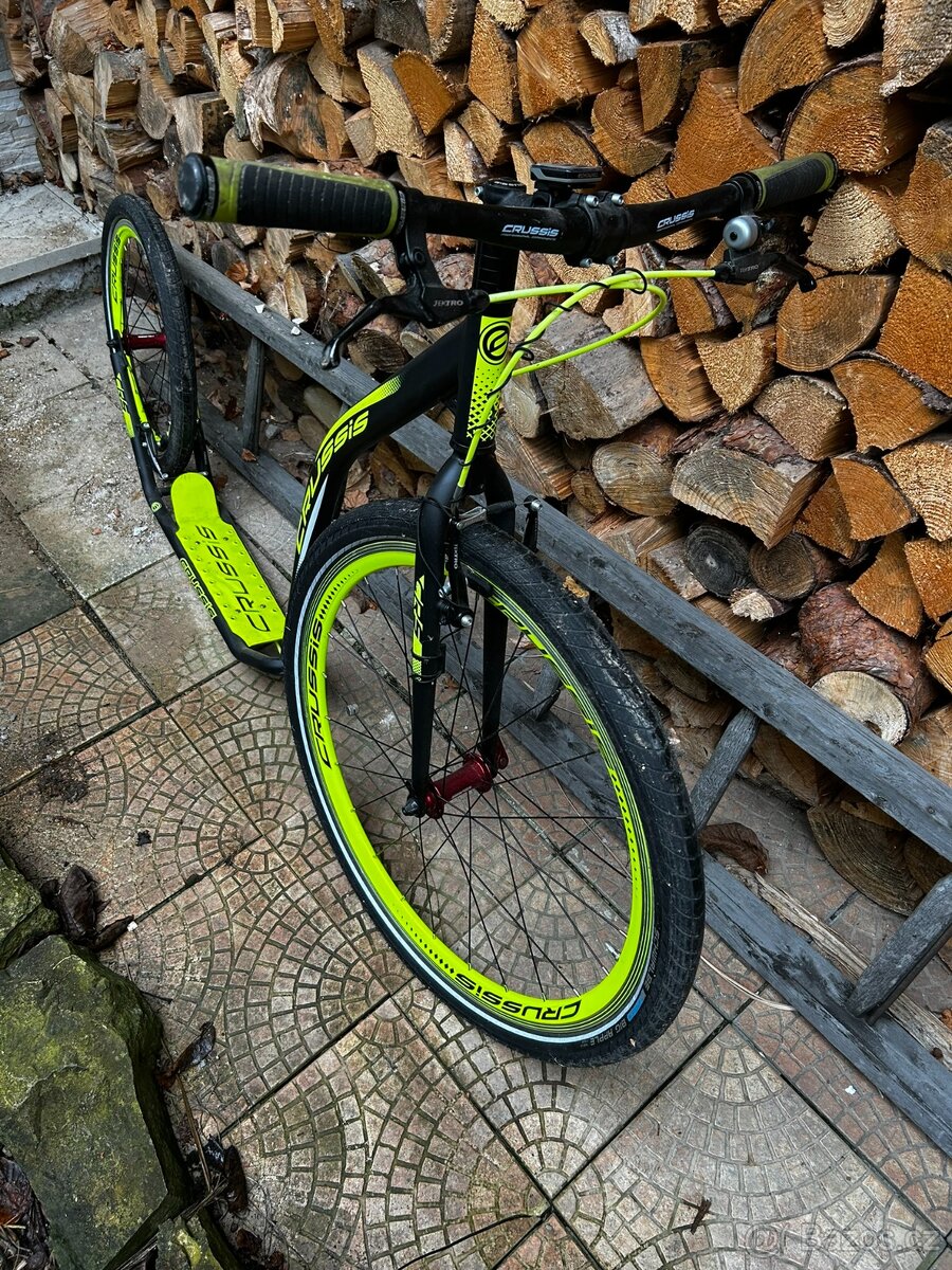 Silniční koloběžka Crussis - 2
