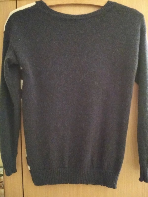 svetr zn. Fishnbone - 2