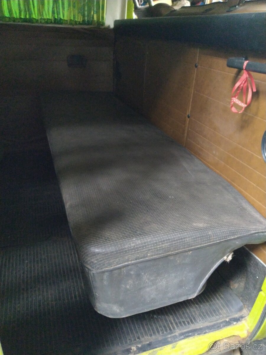 Prodám zadní sedák do VW T2 - 2
