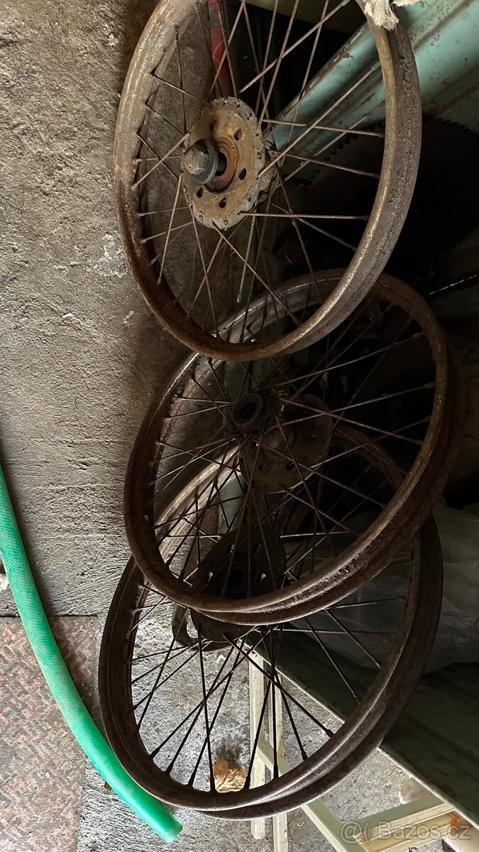 ČZ 125,150c dily - 2