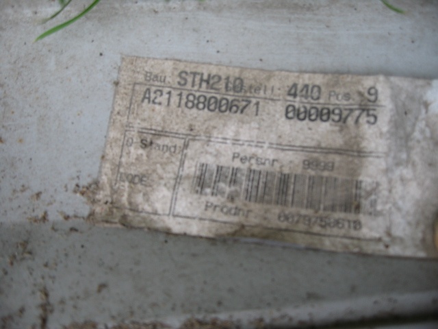 Nárazník, Mercedes E, zadní nárazník - 2