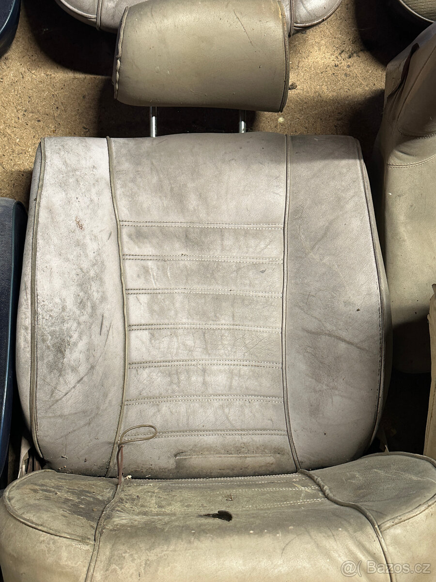 sedacky BMW 6 E24 sada na renovaci - 2