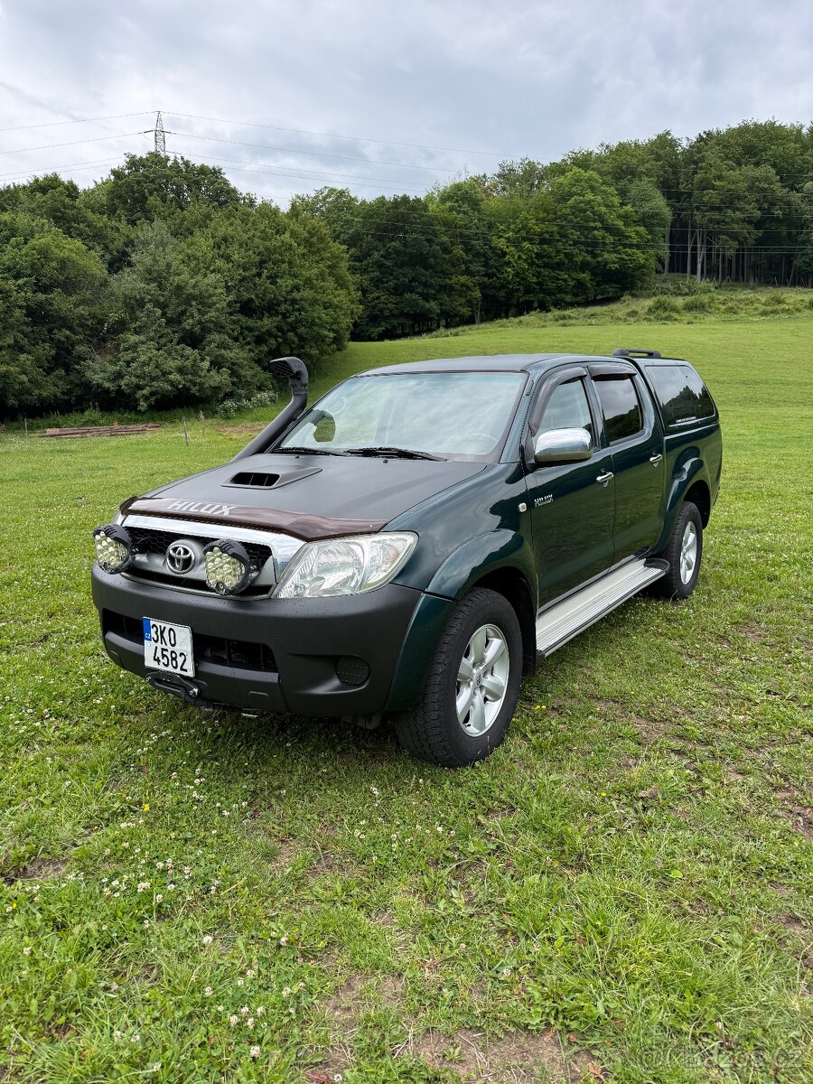 Toyota Hilux 3.0 s webastem - 2
