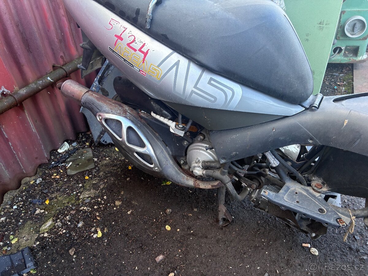 Aprilia area 51 - 2