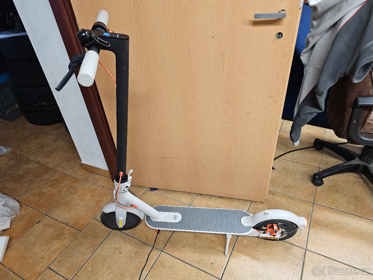 Xiaomi electric scooter 3 - 2